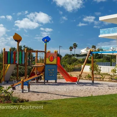 Harmony - Pool Front * Albufeira
