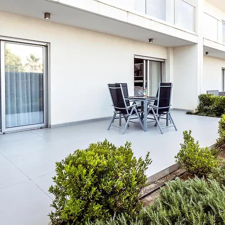 Harmony - Pool Front